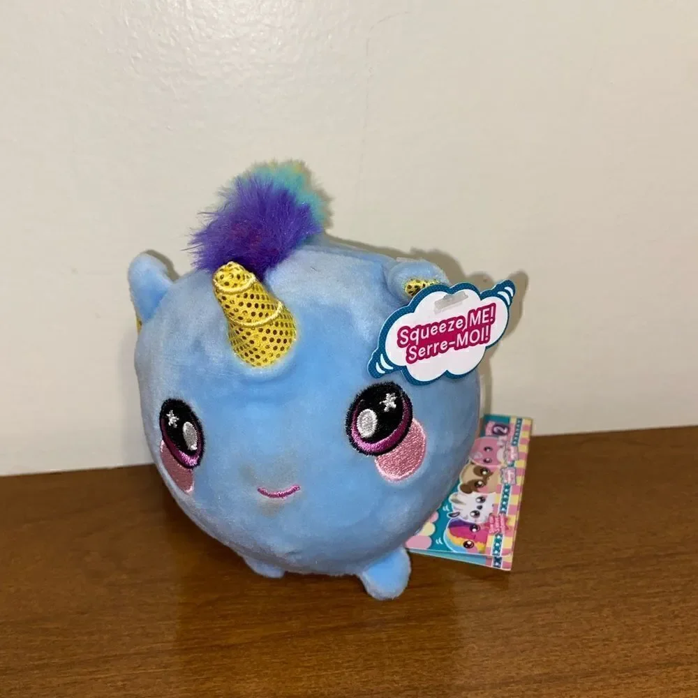 NWT squeezeamales